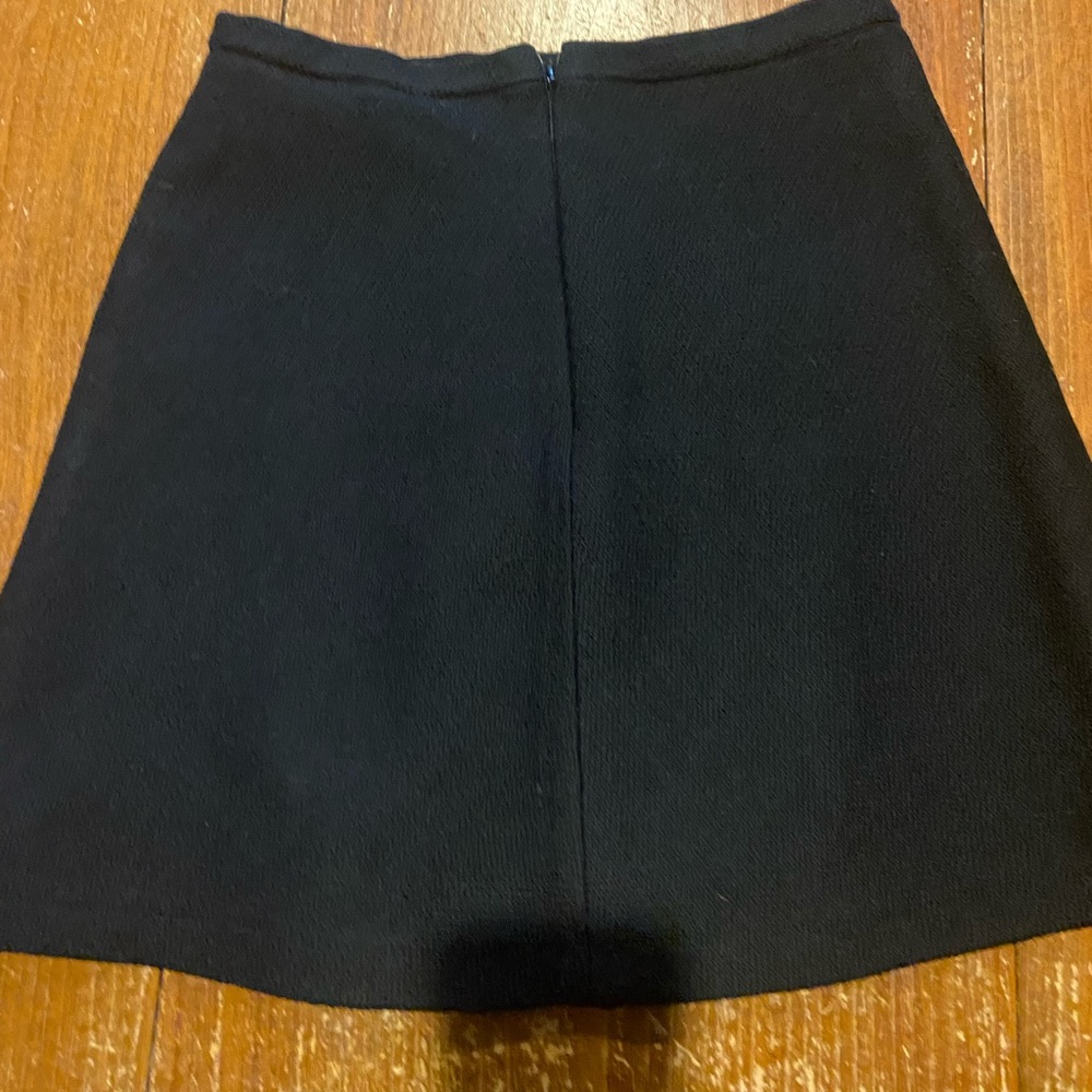 Mini skirt made of 100 percent lambswool. Well-made and flattering.